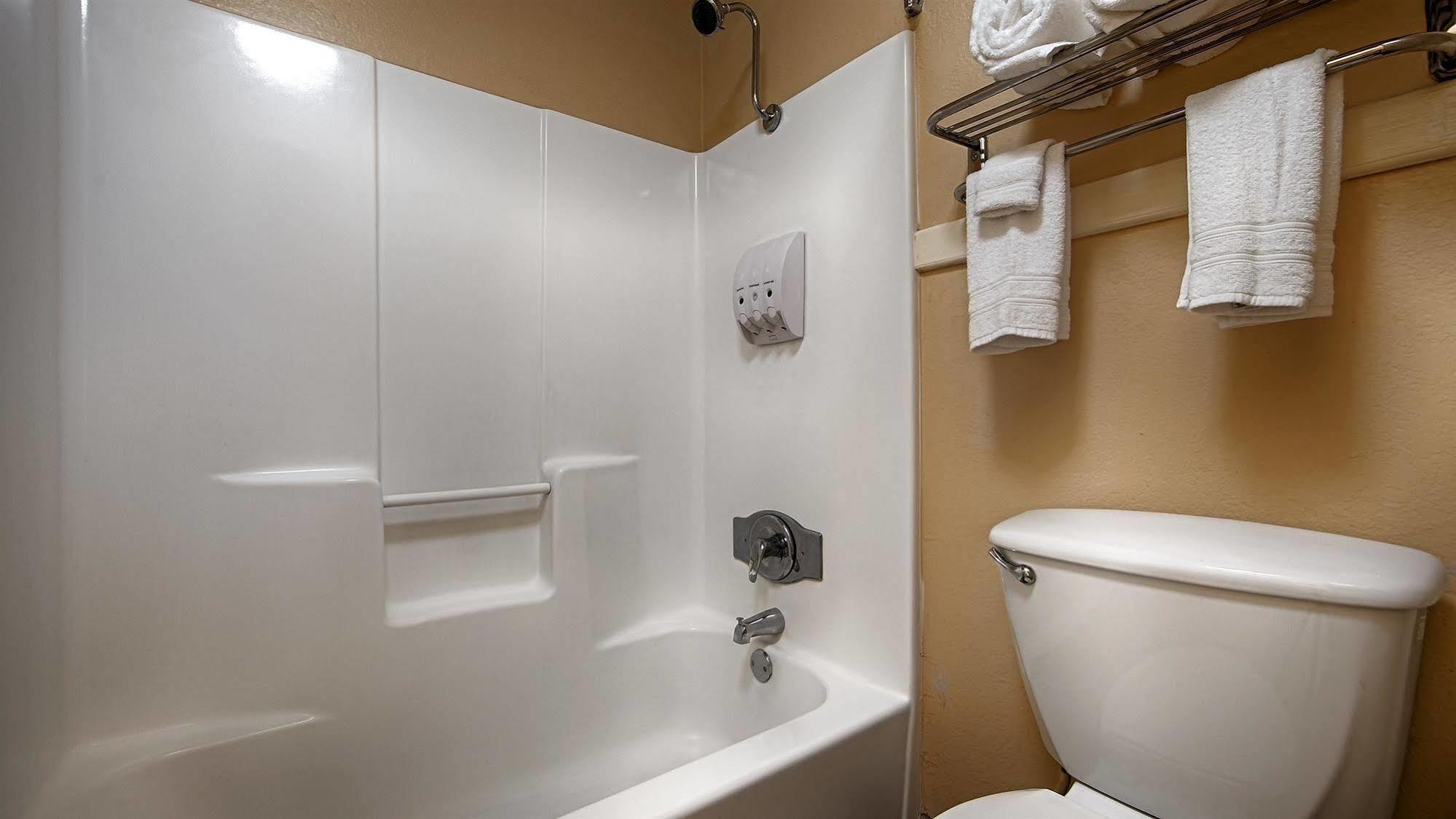 Surestay Hotel By Best Western Zapata Oda fotoğraf