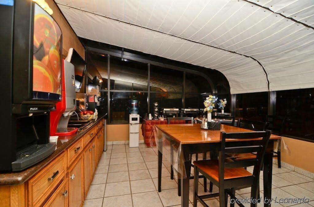 Surestay Hotel By Best Western Zapata Dış mekan fotoğraf